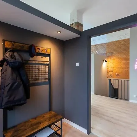 Phoenix Loft 6 High Speed Wifi Netflix Apartment *